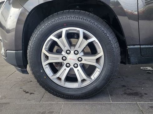 Used 2015 GMC Acadia SLT image 10