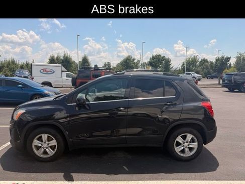 Used 2016 Chevrolet Trax LT FWD image 12