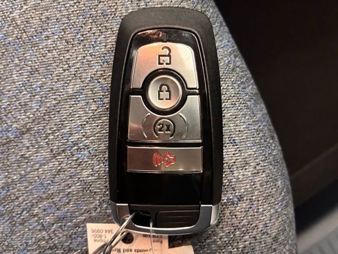 New 2025 Ford Maverick XLT w/ XLT Luxury Package image 34