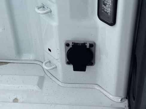 Used 2024 GMC Sierra 1500 SLE AWD/4WD image 12