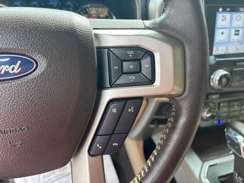 Used 2018 Ford F150 Lariat RWD image 50