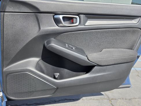 Used 2025 Honda Civic Sport image 31