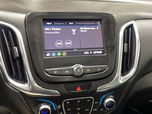 Used 2020 Chevrolet Equinox LT FWD image 8