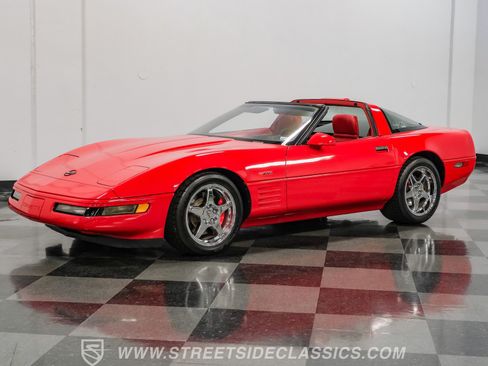 Used 1991 Chevrolet Corvette ZR-1 RWD image 7