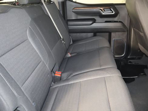 Used 2025 Chevrolet Silverado 1500 LT image 45