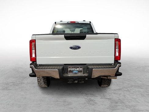 New 2026 Ford F350 XL w/ XL Off-Road Package AWD/4WD image 9