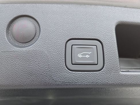 New 2026 GMC Terrain AT4 w/ Convenience Package III AWD/4WD image 23