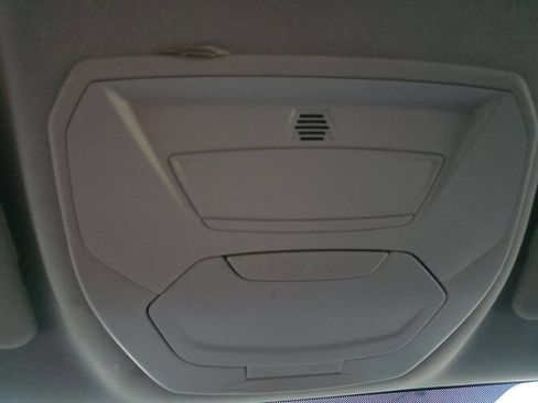 Used 2015 Ford C-MAX SE w/ Interior Protection Package image 17