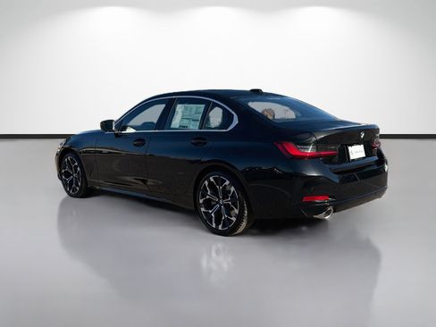 Used 2026 BMW 330i Sedan w/ Premium Package RWD image 5