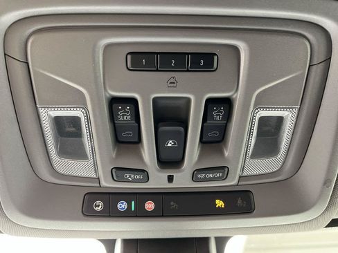 Certified 2021 GMC Sierra 1500 Denali w/ Denali Ultimate Package AWD/4WD image 29