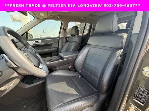 Used 2024 Hyundai Santa Fe Limited image 16