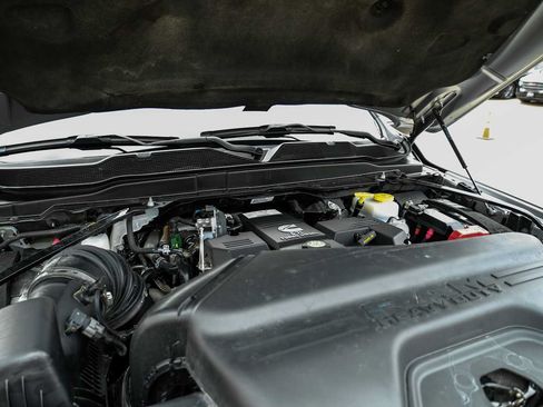 Used 2024 RAM 3500 Tradesman w/ Chrome Appearance Group AWD/4WD image 50