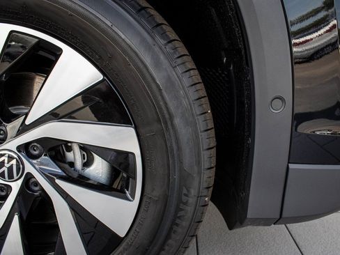 New 2025 Volkswagen Tiguan S image 21