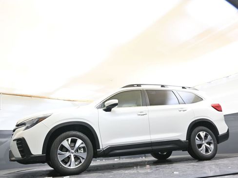 Certified 2024 Subaru Ascent Premium w/ Convenience Package image 31