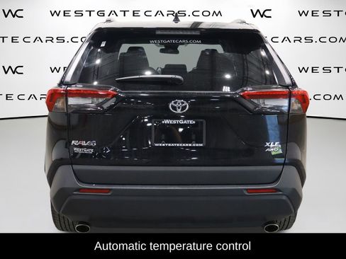 Used 2023 Toyota RAV4 XLE AWD/4WD image 4