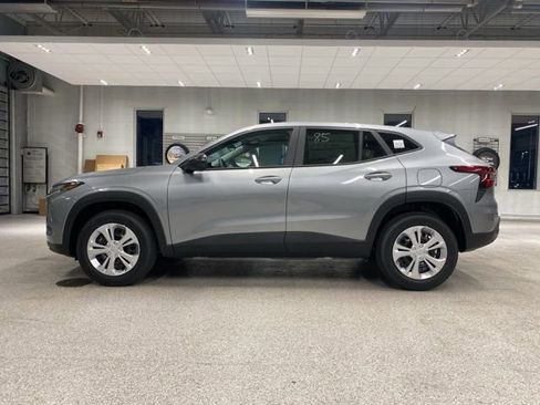 New 2026 Chevrolet Trax LS FWD image 9