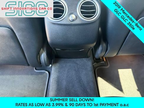 Used 2019 Mercedes-Benz GLC 350e 4MATIC image 12