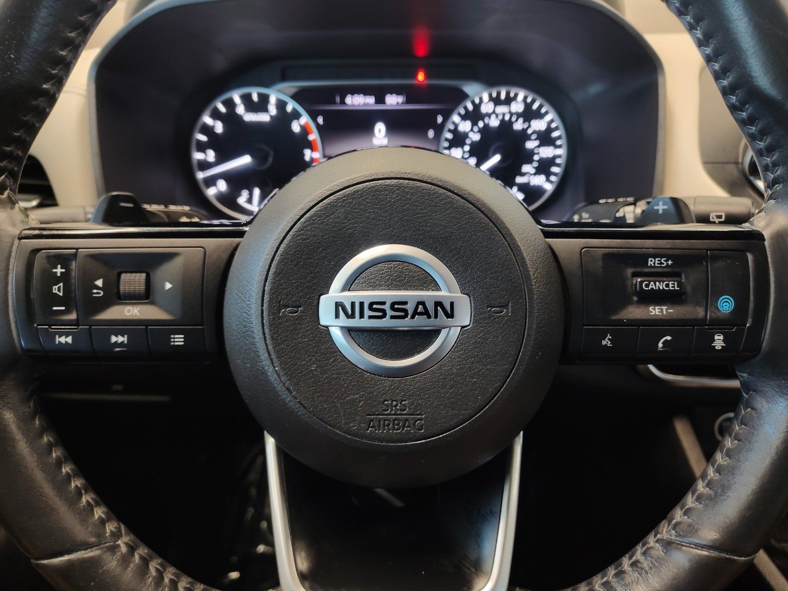Used 2021 Nissan Rogue SV w/ Premium Package FWD image 17