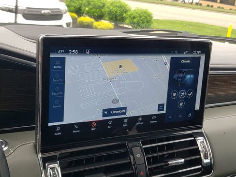 Used 2024 Lincoln Navigator Black Label AWD/4WD image 26