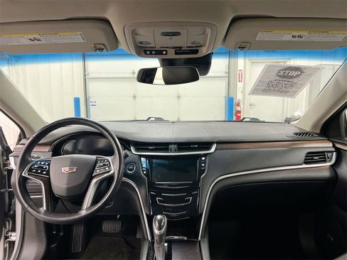 Used 2019 Cadillac XTS Premium Luxury image 10
