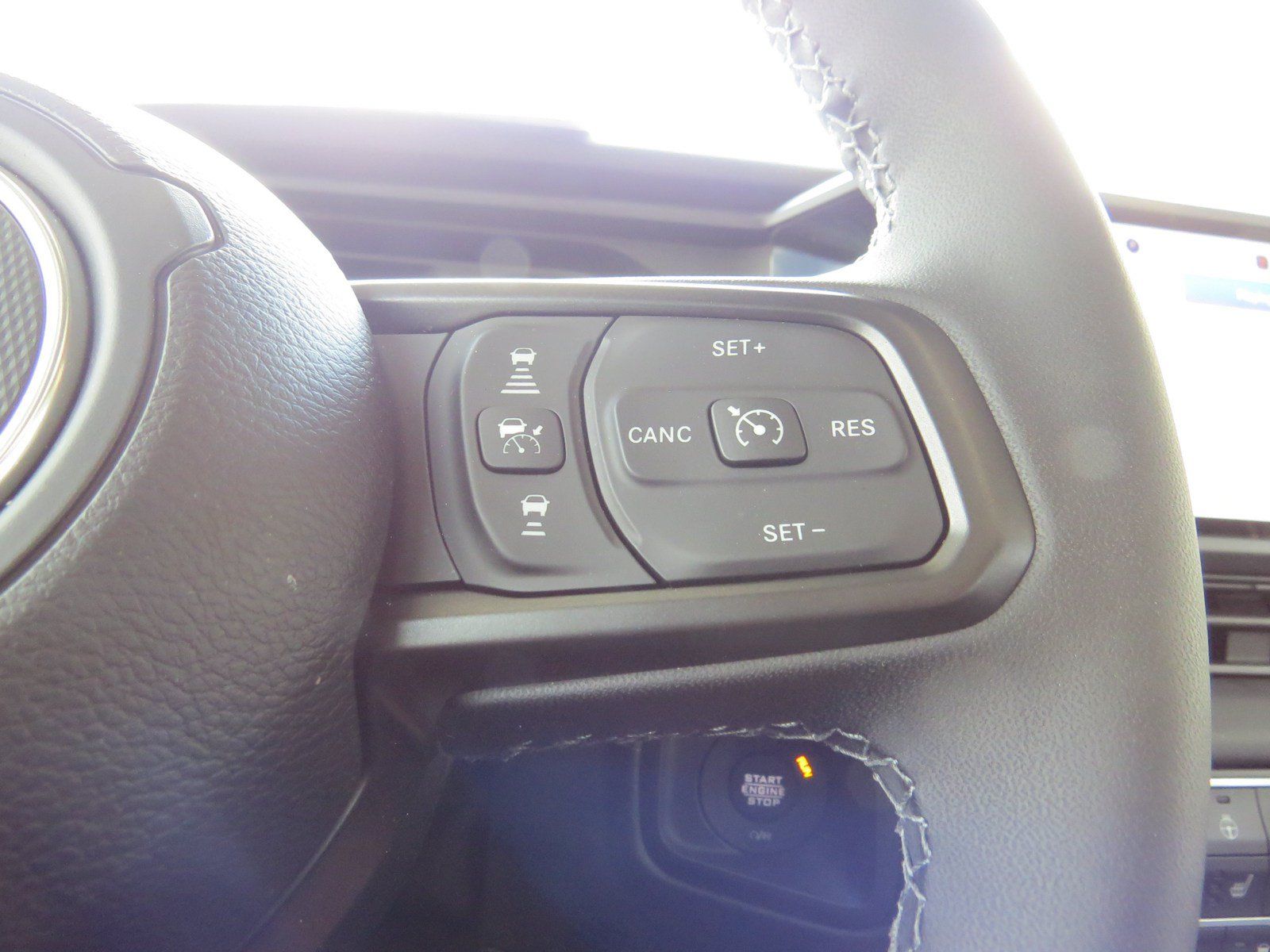 Used 2026 Jeep Wrangler Unlimited Rubicon AWD/4WD image 17
