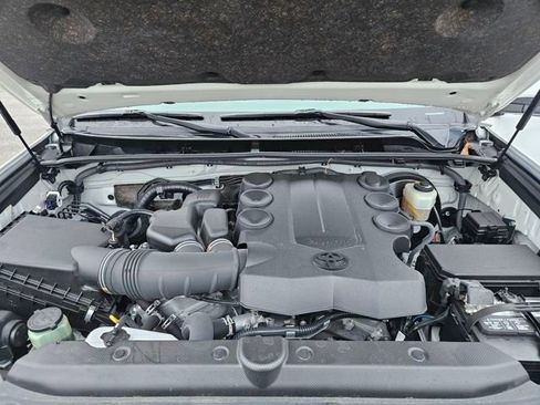 Used 2021 Toyota 4Runner SR5 Premium image 22