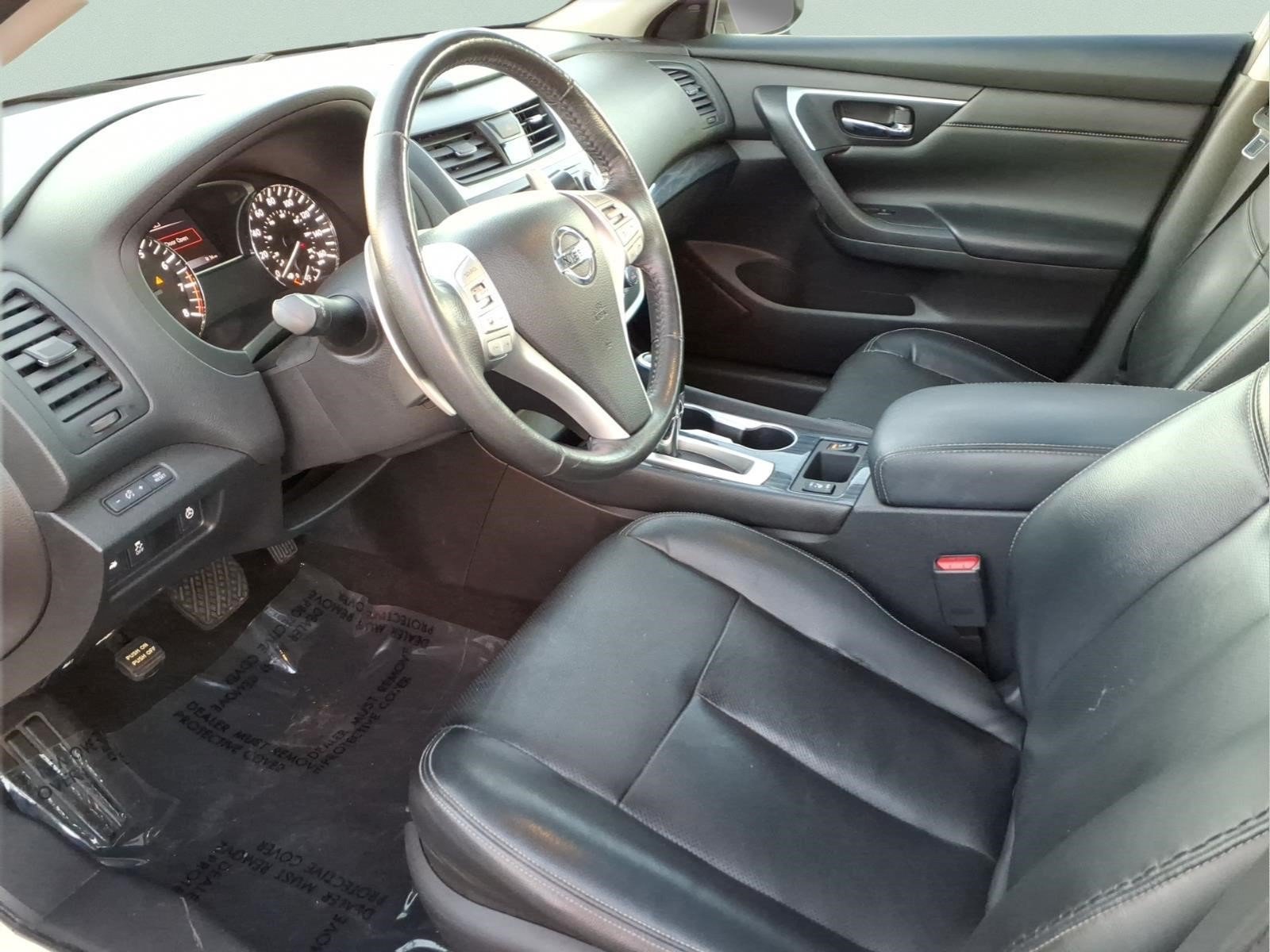 Used 2016 Nissan Altima 3.5 SL w/ 3.5 Technology Package FWD image 10
