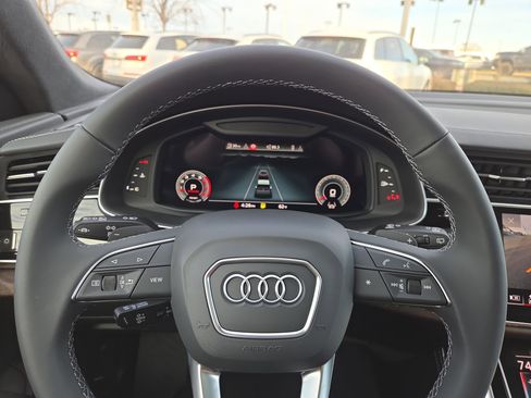 New 2026 Audi Q8 Prestige image 9