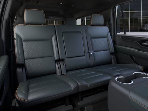 New 2026 GMC Yukon XL AT4 image 17