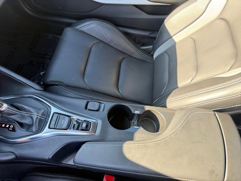 Used 2021 Chevrolet Camaro LT w/ RS Package image 14