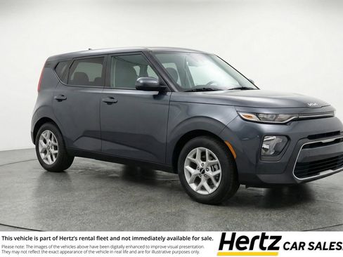 Used 2025 Kia Soul LX w/ LX Technology Package FWD image 1
