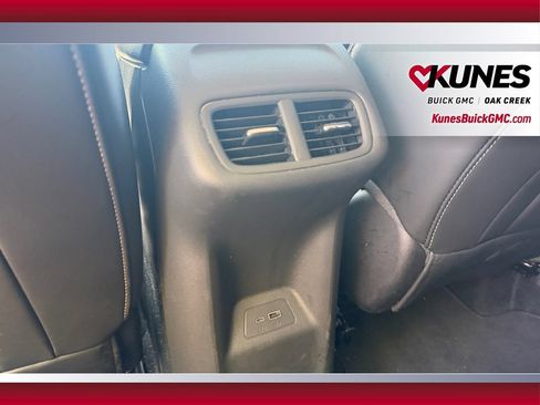 Used 2024 Buick Envision Preferred AWD/4WD image 35