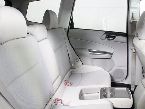 Used 2012 Subaru Forester 2.5X Premium image 8