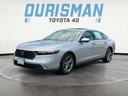 Used 2024 Honda Accord EX image 3