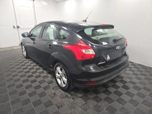 Used 2014 Ford Focus SE FWD image 4