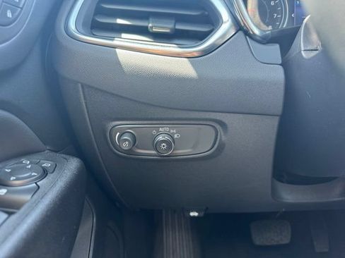 Certified 2024 Chevrolet Equinox LT AWD/4WD image 27
