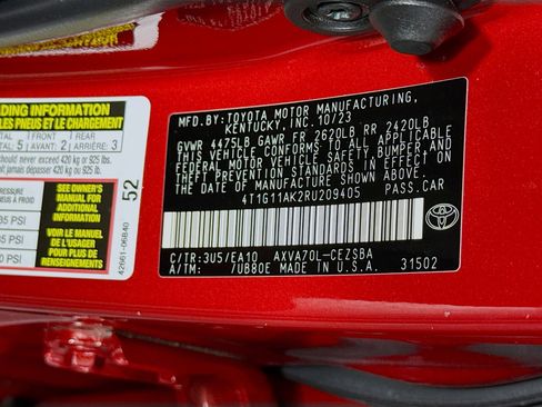 Used 2024 Toyota Camry SE image 39