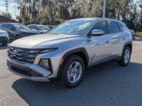 New 2026 Hyundai Tucson SE image 9