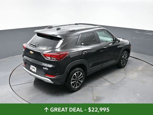 Used 2025 Chevrolet TrailBlazer LT w/ Driver Confidence Package image 14