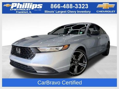 Used 2025 Honda Accord Sport image 1