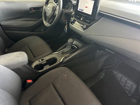 Used 2023 Toyota Corolla LE image 14