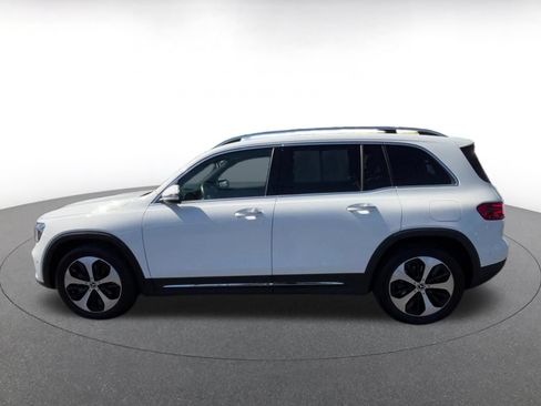 Used 2025 Mercedes-Benz GLB 250 image 9