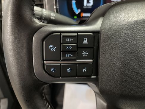 Used 2023 Ford F150 Lariat w/ Equipment Group 502A High image 20