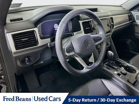 Used 2023 Volkswagen Atlas Cross Sport SE AWD/4WD image 14