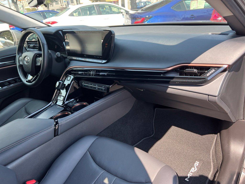Certified 2022 Toyota Mirai w/ Toyota Teammate Package RWD image 25