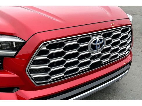 Used 2024 Toyota Sequoia Capstone image 33