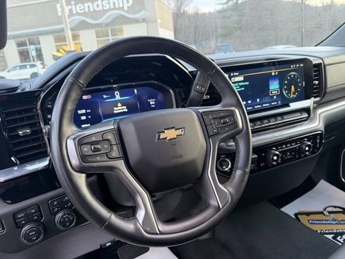 Used 2024 Chevrolet Silverado 2500 LTZ image 23