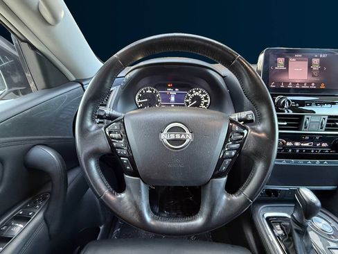 Used 2022 Nissan Armada SV w/ SV Appearance Package RWD image 13