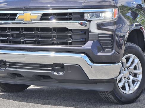 Used 2024 Chevrolet Silverado 1500 LT AWD/4WD image 29