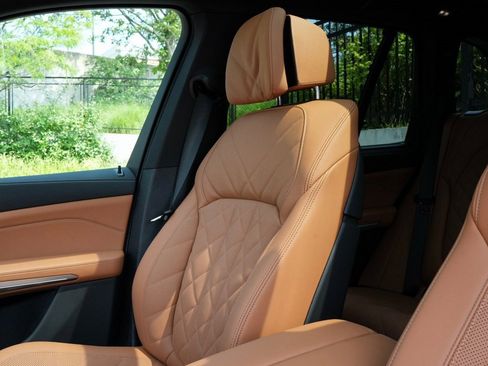 New 2026 BMW X5 xDrive40i w/ Executive Package image 15